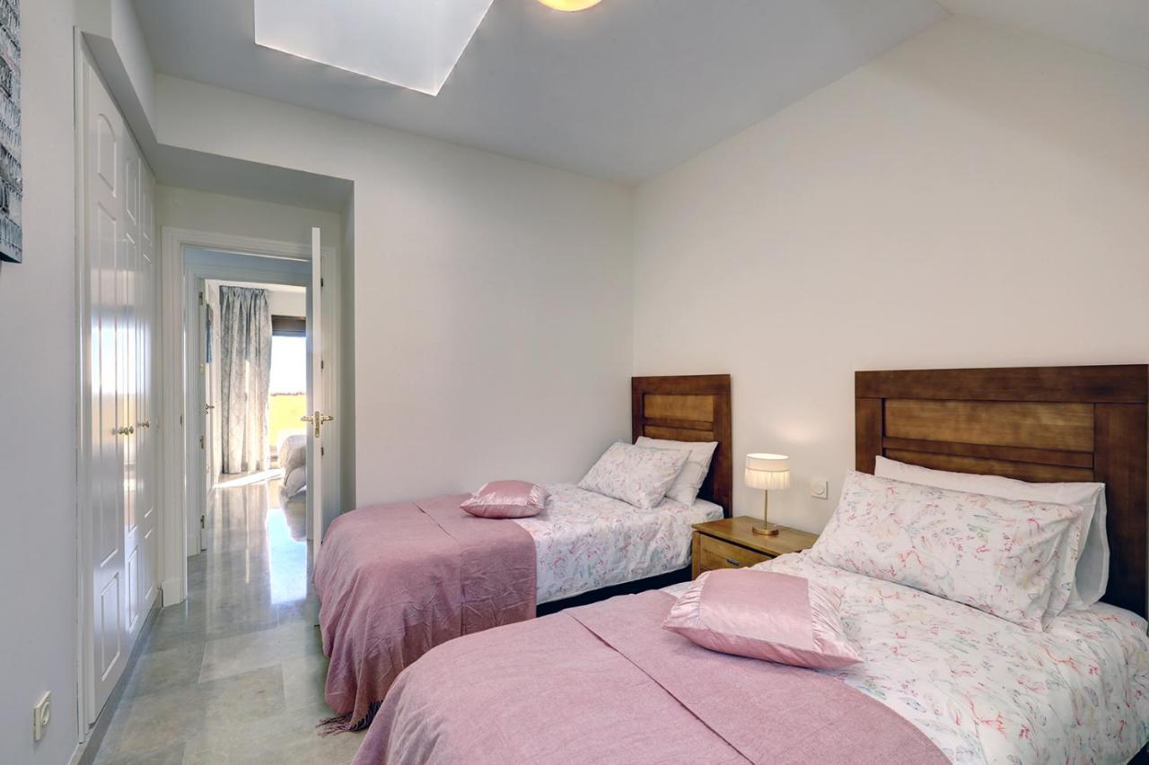 Duquesa Village Apartment - 2 Bed/2 Bath Apartment With Panoramic Sea Views Manilva Zewnętrze zdjęcie